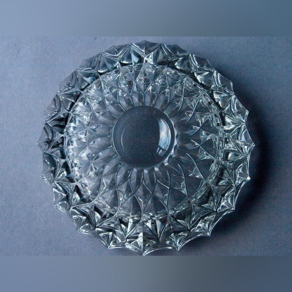 Vintage Heavy Cut Crystal Ashtray Catchall Bowl Retro Mid Century Decor - Picture 4 of 10